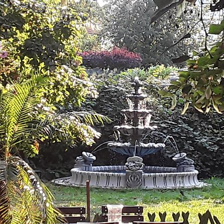 Gaestezimmer In Lindenau Лайпциг Екстериор снимка
